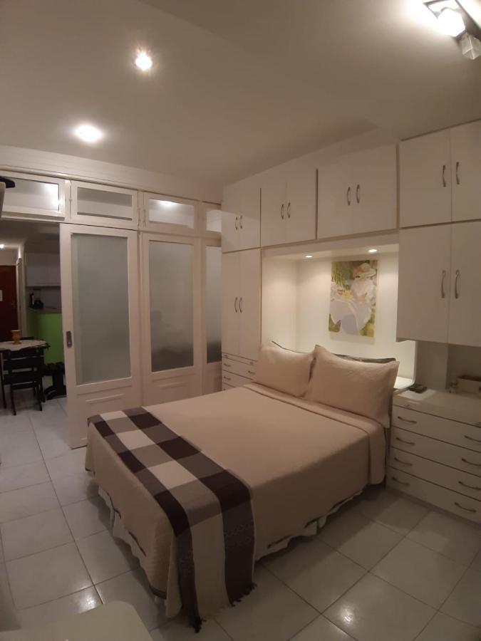 Copacabana, 1 Quarto Vista Mar Confortavel 100M Da Praia Rio de Janeiro Buitenkant foto